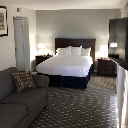 Sterling Hotel And Suites 克莱夫 外观 照片