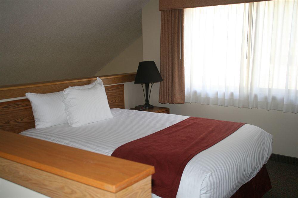 Sterling Hotel And Suites 克莱夫 外观 照片