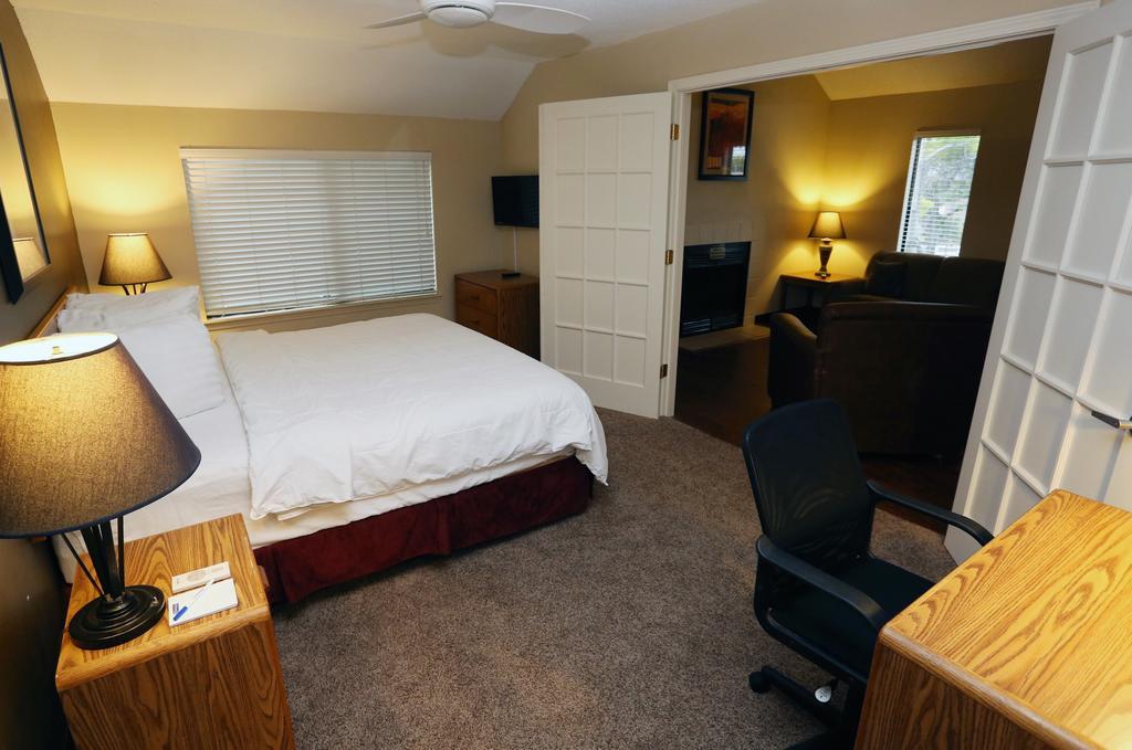 Sterling Hotel And Suites 克莱夫 外观 照片