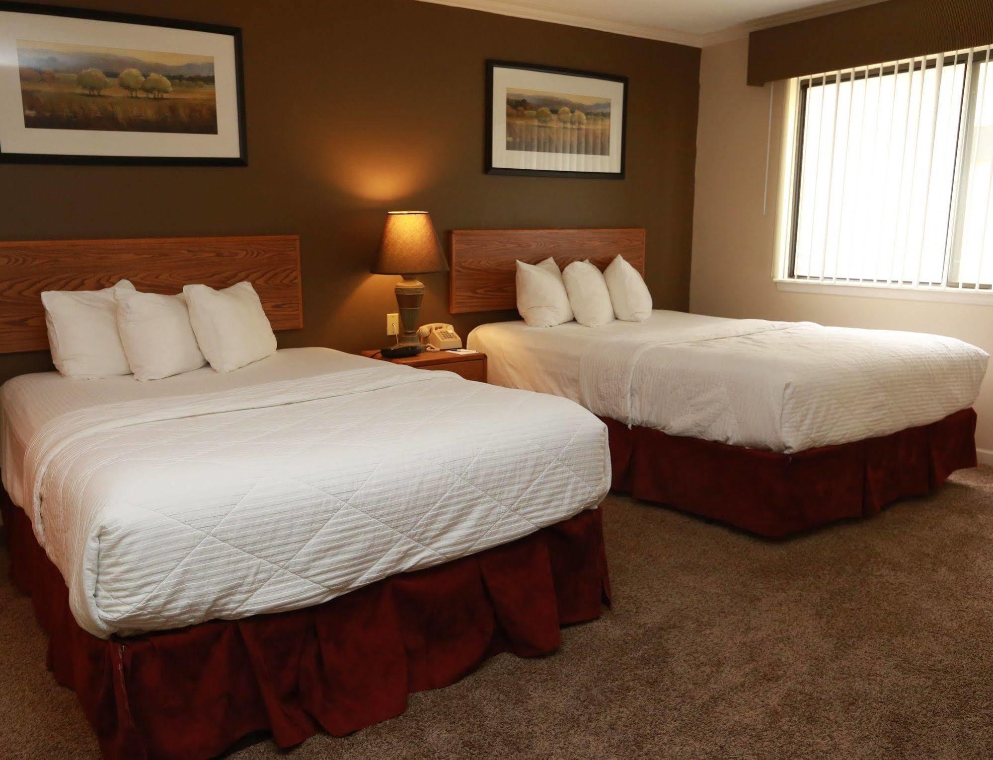 Sterling Hotel And Suites 克莱夫 外观 照片