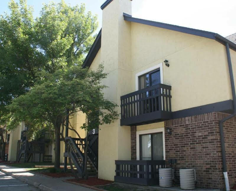 Sterling Hotel And Suites 克莱夫 外观 照片