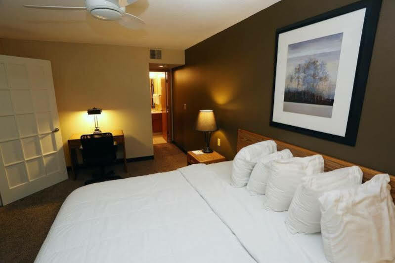 Sterling Hotel And Suites 克莱夫 外观 照片