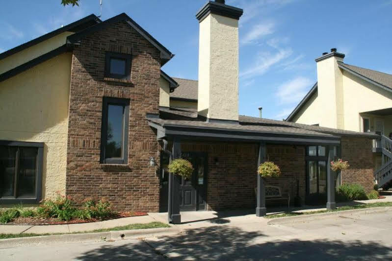 Sterling Hotel And Suites 克莱夫 外观 照片